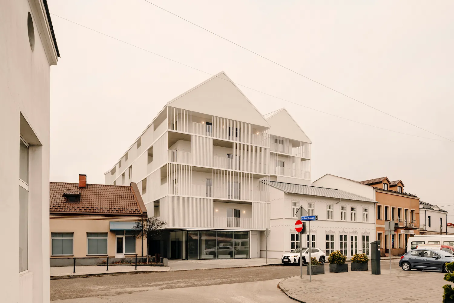 Detal pionowych lameli, kąt boczny